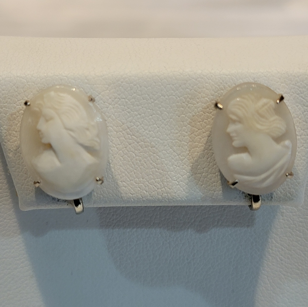 Vintage Coro White Cameo Silver Tone Screw Back Earrings Signed